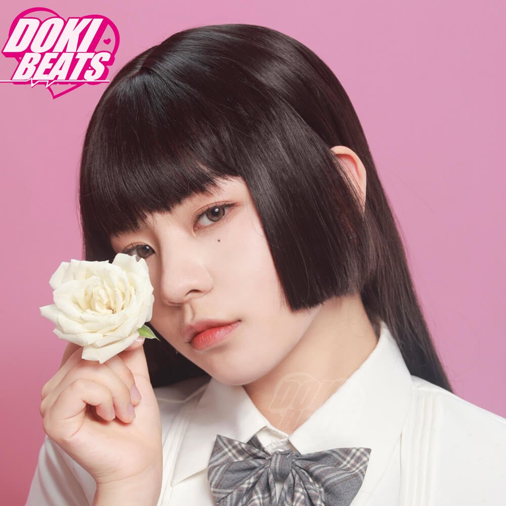 Dokibeats black, straight wig for women